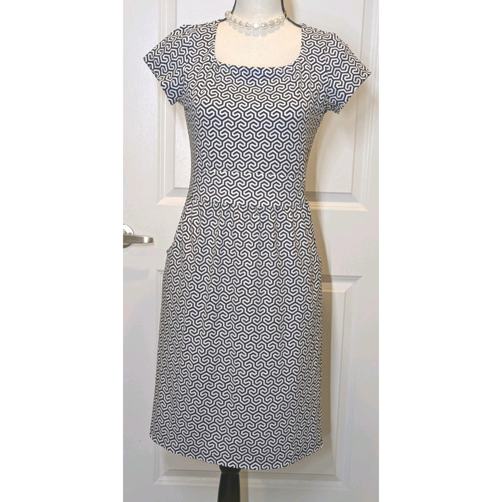 J. McLaughlin Catalina Women's Dress Size S With Pockets